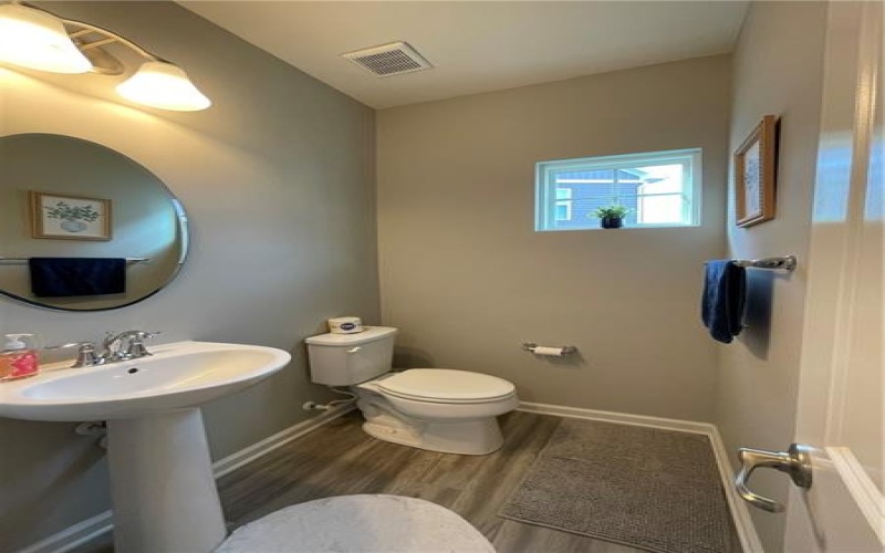 4054 Overview Drive, Canonsburg, 15317, 3 Bedrooms Bedrooms, 7 Rooms Rooms,2.1 BathroomsBathrooms,Residential,For Sale,Overview Drive,1749951