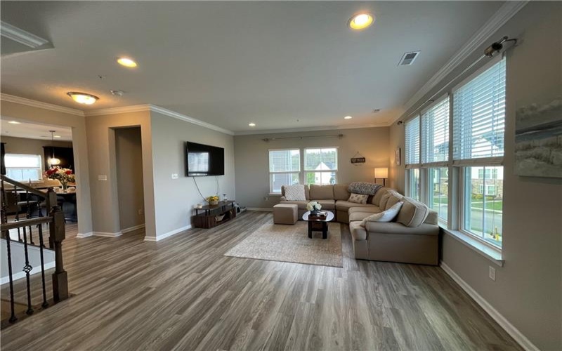 4054 Overview Drive, Canonsburg, 15317, 3 Bedrooms Bedrooms, 7 Rooms Rooms,2.1 BathroomsBathrooms,Residential,For Sale,Overview Drive,1749951