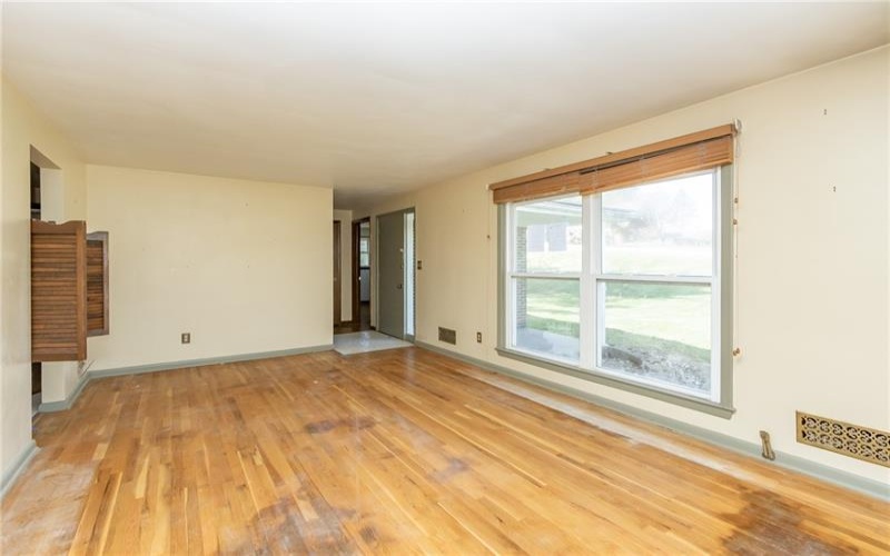 3151 Oak St, Murrysville, 15668, 3 Bedrooms Bedrooms, ,1.1 BathroomsBathrooms,Residential,For Sale,Oak St,1749959