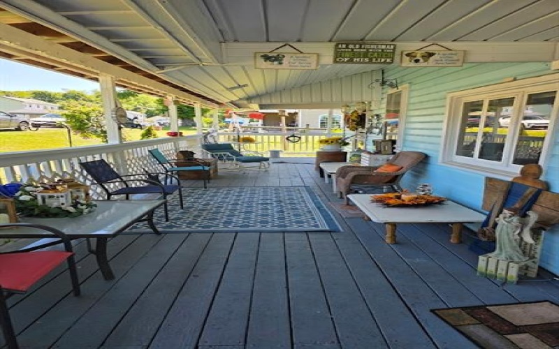 1061 Broadway St, Leisenring, 15455, 3 Bedrooms Bedrooms, ,2 BathroomsBathrooms,Residential,For Sale,Broadway St,1749966