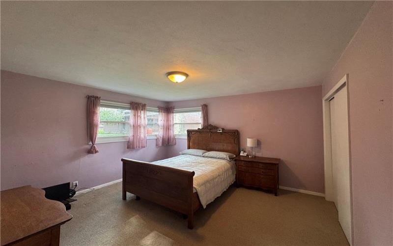 132 School St, Laughlintown, 15655, 3 Bedrooms Bedrooms, 7 Rooms Rooms,1 BathroomBathrooms,Residential,For Sale,School St,1748251