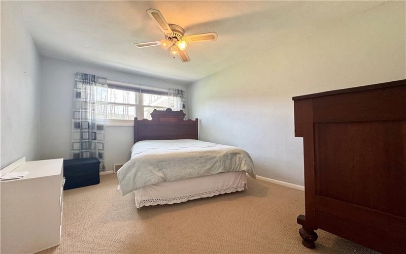 132 School St, Laughlintown, 15655, 3 Bedrooms Bedrooms, 7 Rooms Rooms,1 BathroomBathrooms,Residential,For Sale,School St,1748251