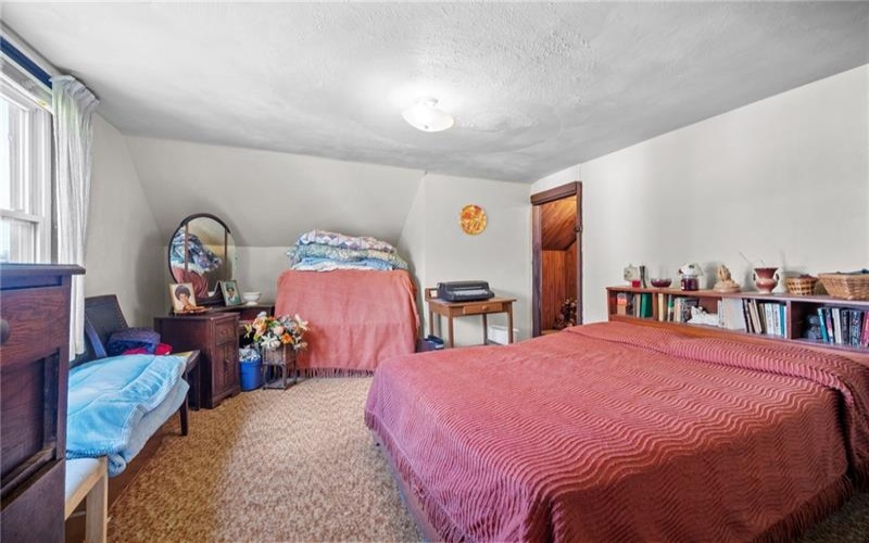 226 Elm St, Canonsburg, 15317, 3 Bedrooms Bedrooms, 7 Rooms Rooms,1.1 BathroomsBathrooms,Residential,For Sale,Elm St,1749974