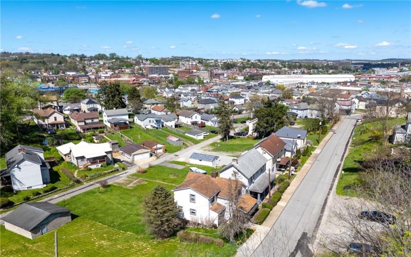 226 Elm St, Canonsburg, 15317, 3 Bedrooms Bedrooms, 7 Rooms Rooms,1.1 BathroomsBathrooms,Residential,For Sale,Elm St,1749974