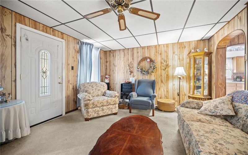 226 Elm St, Canonsburg, 15317, 3 Bedrooms Bedrooms, 7 Rooms Rooms,1.1 BathroomsBathrooms,Residential,For Sale,Elm St,1749974