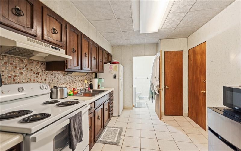 322 3rd St, California, 15419, ,Commercial-industrial-business,For Sale,3rd St,1748276