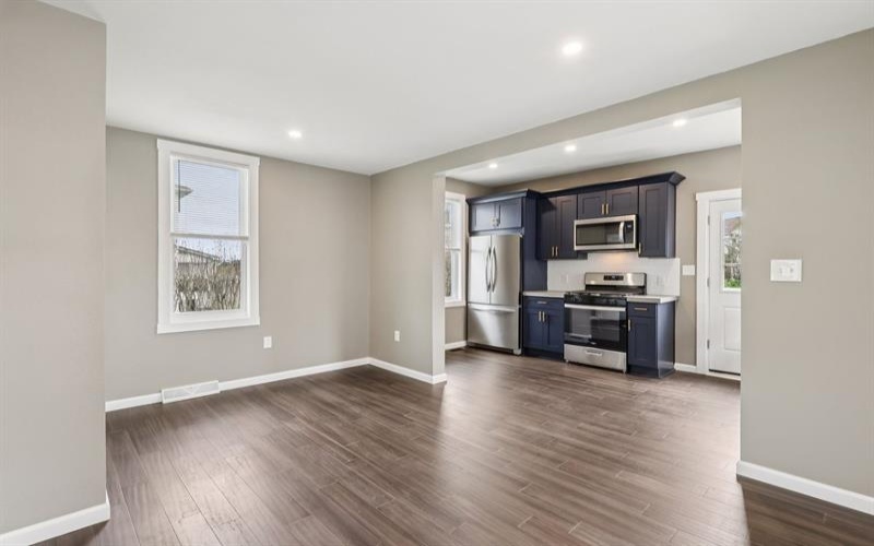 613 Oak Street, Vandergrift, 15690, 2 Bedrooms Bedrooms, ,1.1 BathroomsBathrooms,Residential,For Sale,Oak Street,1749982