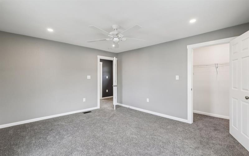 613 Oak Street, Vandergrift, 15690, 2 Bedrooms Bedrooms, ,1.1 BathroomsBathrooms,Residential,For Sale,Oak Street,1749982