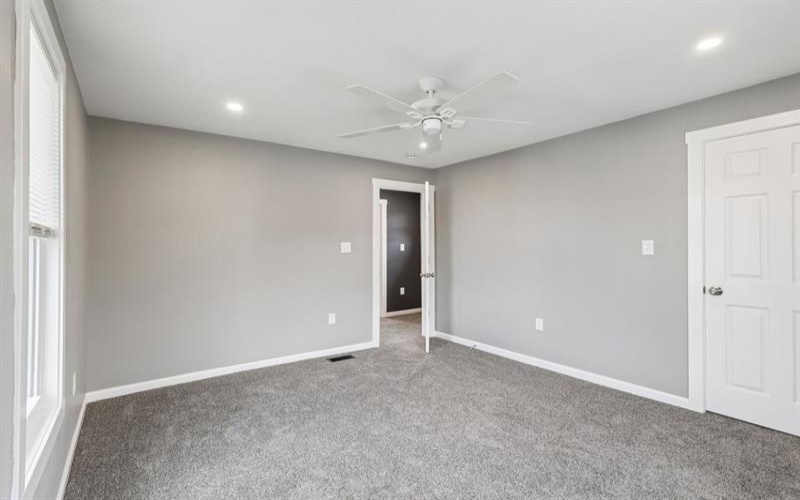 613 Oak Street, Vandergrift, 15690, 2 Bedrooms Bedrooms, ,1.1 BathroomsBathrooms,Residential,For Sale,Oak Street,1749982