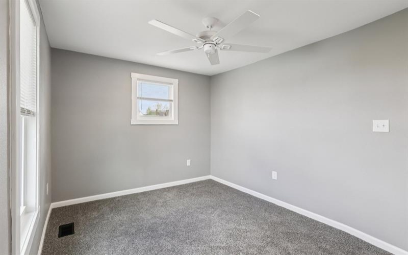613 Oak Street, Vandergrift, 15690, 2 Bedrooms Bedrooms, ,1.1 BathroomsBathrooms,Residential,For Sale,Oak Street,1749982