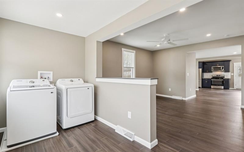 613 Oak Street, Vandergrift, 15690, 2 Bedrooms Bedrooms, ,1.1 BathroomsBathrooms,Residential,For Sale,Oak Street,1749982