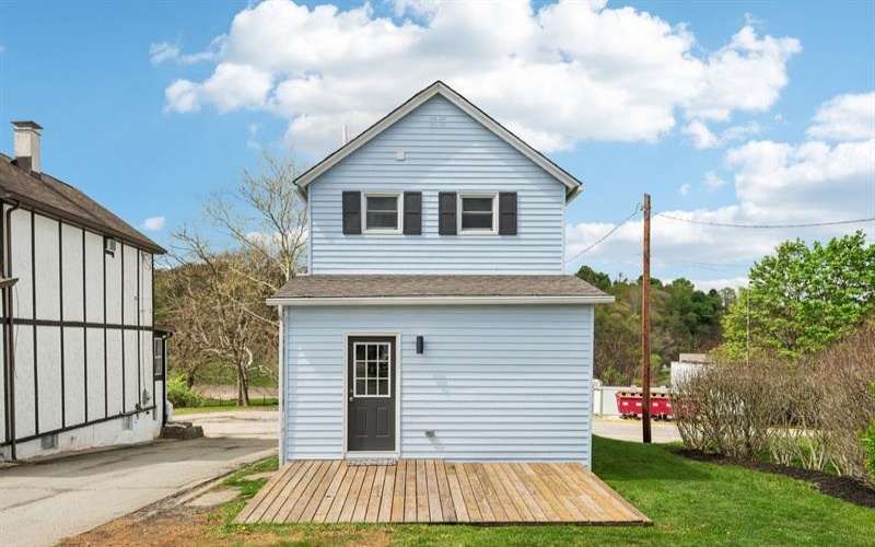 613 Oak Street, Vandergrift, 15690, 2 Bedrooms Bedrooms, ,1.1 BathroomsBathrooms,Residential,For Sale,Oak Street,1749982