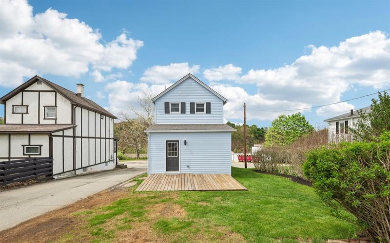 613 Oak Street, Vandergrift, 15690, 2 Bedrooms Bedrooms, ,1.1 BathroomsBathrooms,Residential,For Sale,Oak Street,1749982