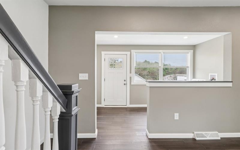 613 Oak Street, Vandergrift, 15690, 2 Bedrooms Bedrooms, ,1.1 BathroomsBathrooms,Residential,For Sale,Oak Street,1749982