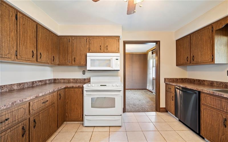 1241 Highland Rd, Monongahela, 15063, 3 Bedrooms Bedrooms, 11 Rooms Rooms,2.1 BathroomsBathrooms,Residential,For Sale,Highland Rd,1748298