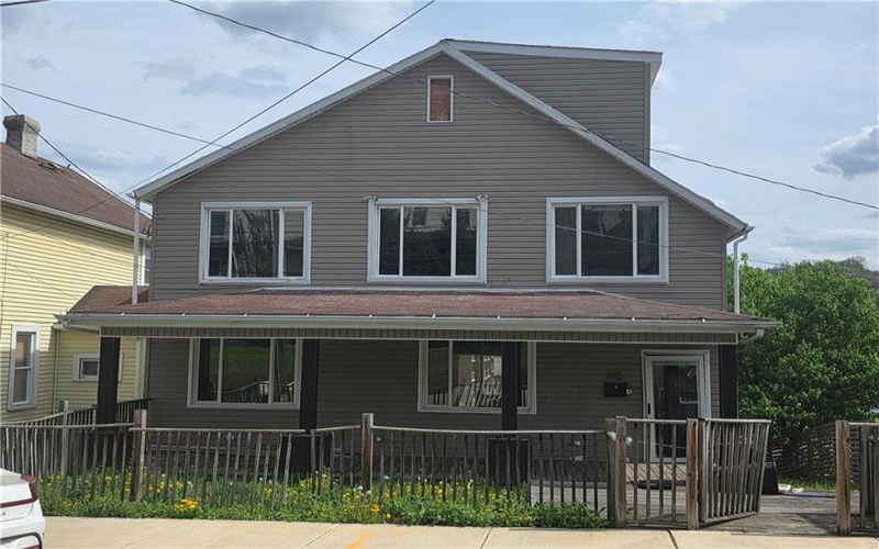 815 Washington Ave, Charleroi, 15022, 4 Bedrooms Bedrooms, ,2 BathroomsBathrooms,Residential,For Sale,Washington Ave,1750014