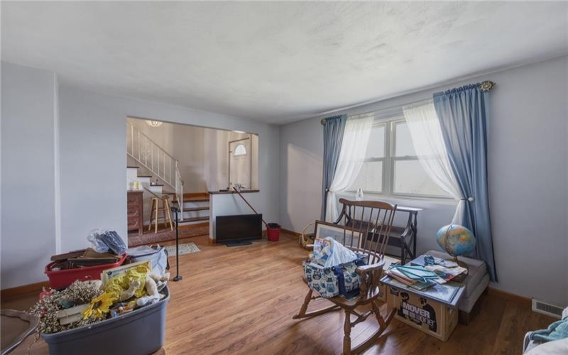 117 Carries Dr, Burgettstown, 15021, 3 Bedrooms Bedrooms, ,1.1 BathroomsBathrooms,Residential,For Sale,Carries Dr,1748320