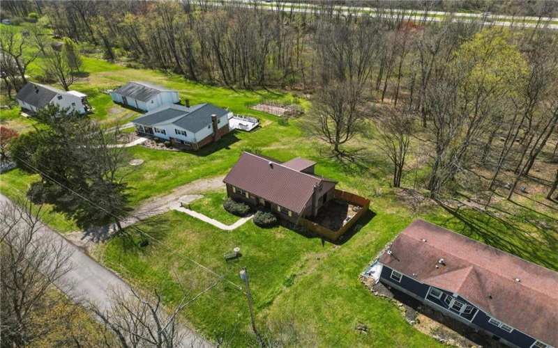 117 Carries Dr, Burgettstown, 15021, 3 Bedrooms Bedrooms, ,1.1 BathroomsBathrooms,Residential,For Sale,Carries Dr,1748320