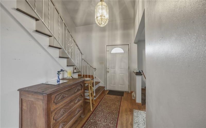 117 Carries Dr, Burgettstown, 15021, 3 Bedrooms Bedrooms, ,1.1 BathroomsBathrooms,Residential,For Sale,Carries Dr,1748320