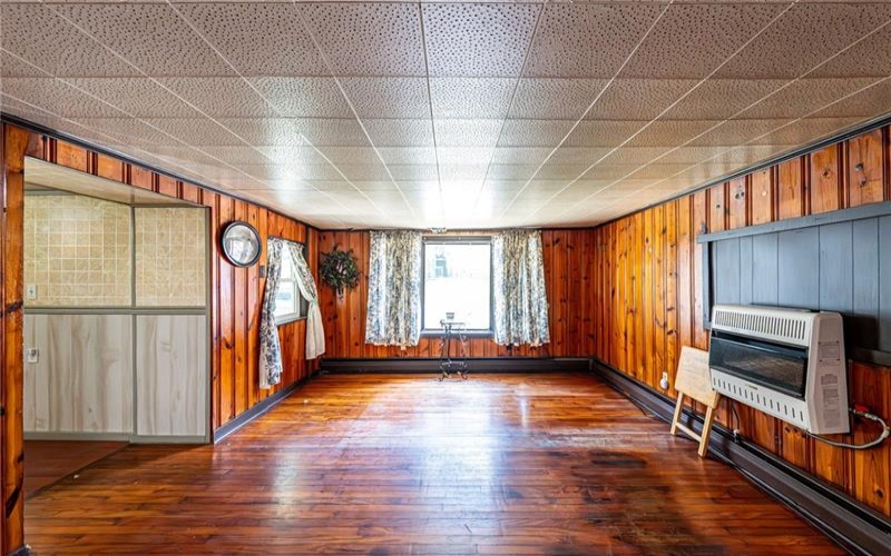 635 State Route 981, Smithton, 15479, 4 Bedrooms Bedrooms, ,1 BathroomBathrooms,Residential,For Sale,State Route 981,1750019