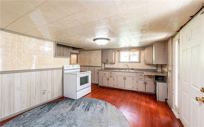 635 State Route 981, Smithton, 15479, 4 Bedrooms Bedrooms, ,1 BathroomBathrooms,Residential,For Sale,State Route 981,1750019