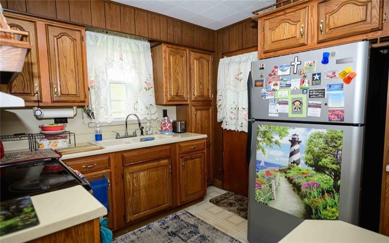 805 High St, Brownsville, 15417, 3 Bedrooms Bedrooms, ,2 BathroomsBathrooms,Residential,For Sale,High St,1748396