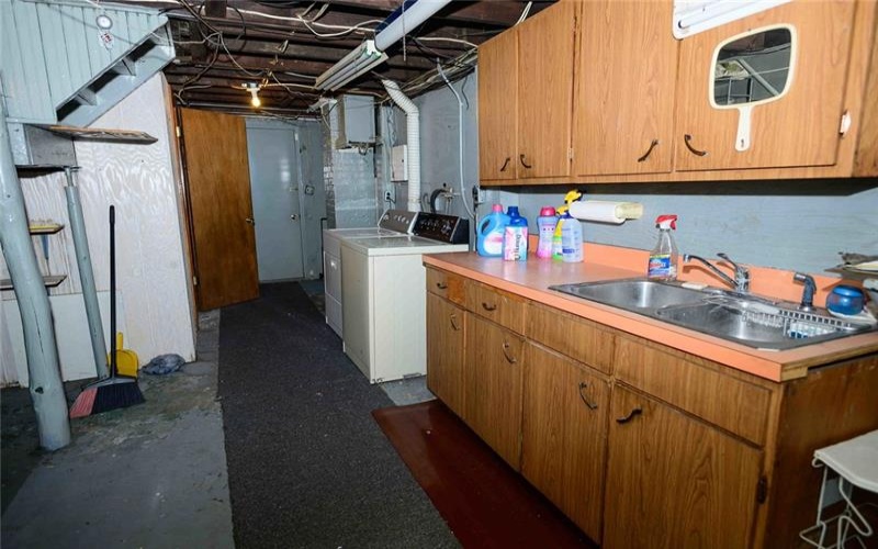 805 High St, Brownsville, 15417, 3 Bedrooms Bedrooms, ,2 BathroomsBathrooms,Residential,For Sale,High St,1748396