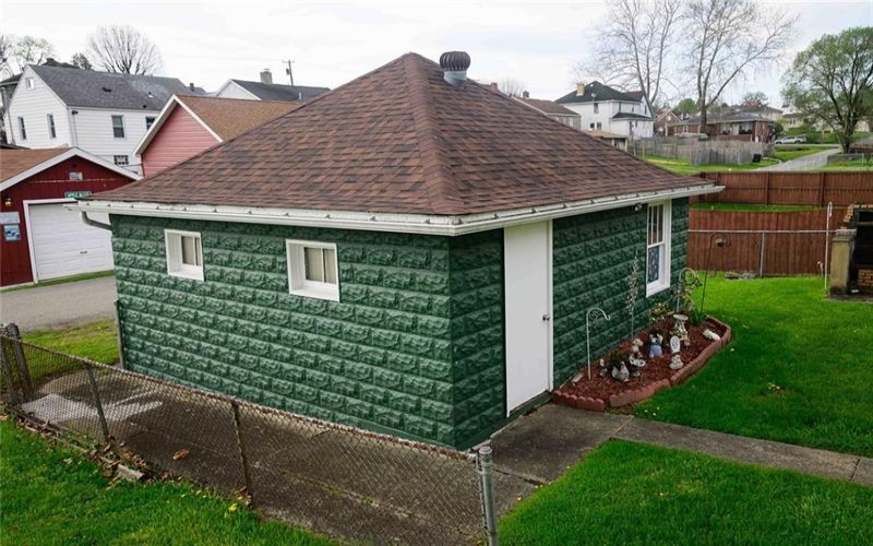 805 High St, Brownsville, 15417, 3 Bedrooms Bedrooms, ,2 BathroomsBathrooms,Residential,For Sale,High St,1748396