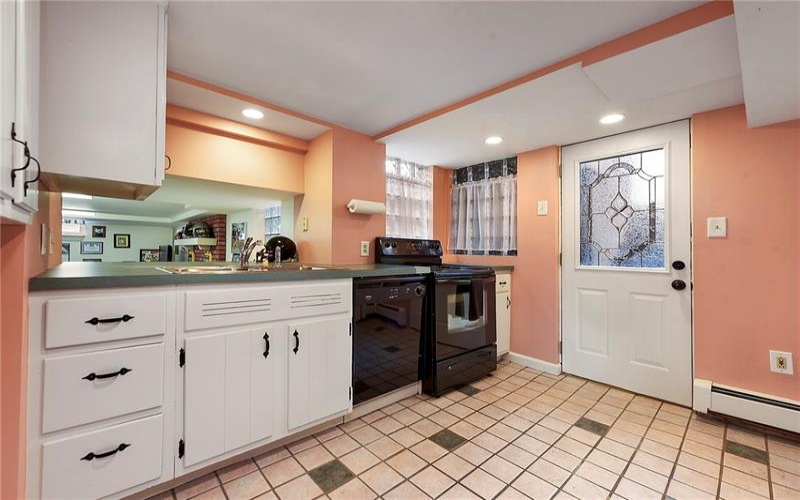 637 McMurray Rd, Canonsburg, 15317, 4 Bedrooms Bedrooms, 11 Rooms Rooms,3.1 BathroomsBathrooms,Residential,For Sale,McMurray Rd,1748415