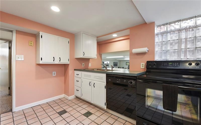 637 McMurray Rd, Canonsburg, 15317, 4 Bedrooms Bedrooms, 11 Rooms Rooms,3.1 BathroomsBathrooms,Residential,For Sale,McMurray Rd,1748415