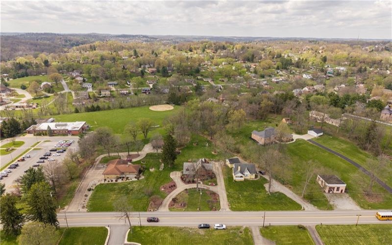 637 McMurray Rd, Canonsburg, 15317, 4 Bedrooms Bedrooms, 11 Rooms Rooms,3.1 BathroomsBathrooms,Residential,For Sale,McMurray Rd,1748415