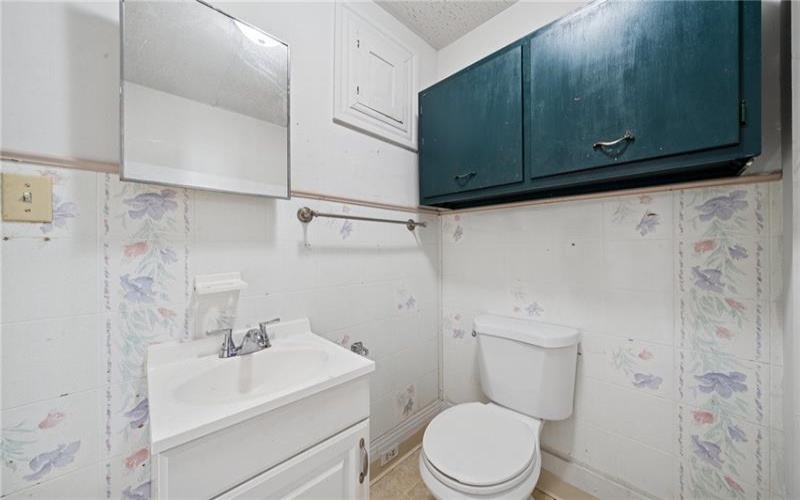 209 Depot St, Youngwood, 15697, ,Multi-unit,For Sale,Depot St,1750084