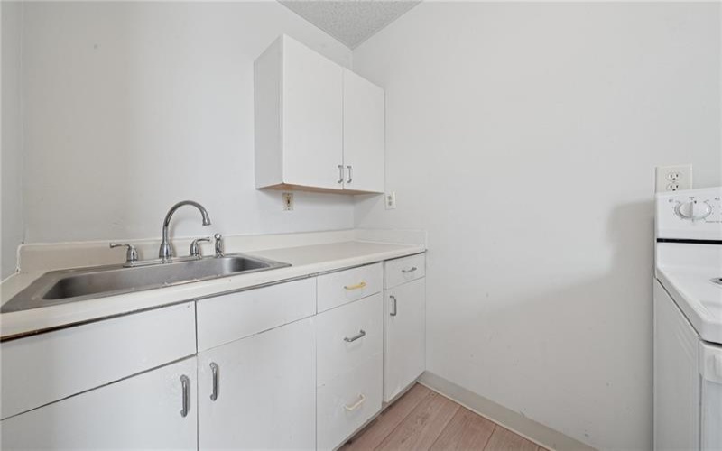 209 Depot St, Youngwood, 15697, ,Multi-unit,For Sale,Depot St,1750084
