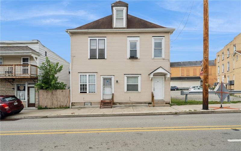 209 Depot St, Youngwood, 15697, ,Multi-unit,For Sale,Depot St,1750084