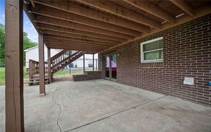 174 Hague Ln, Uniontown, 15401, 3 Bedrooms Bedrooms, ,2.1 BathroomsBathrooms,Residential,For Sale,Hague Ln,1748423