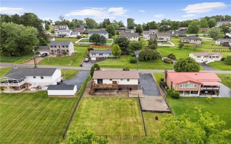174 Hague Ln, Uniontown, 15401, 3 Bedrooms Bedrooms, ,2.1 BathroomsBathrooms,Residential,For Sale,Hague Ln,1748423