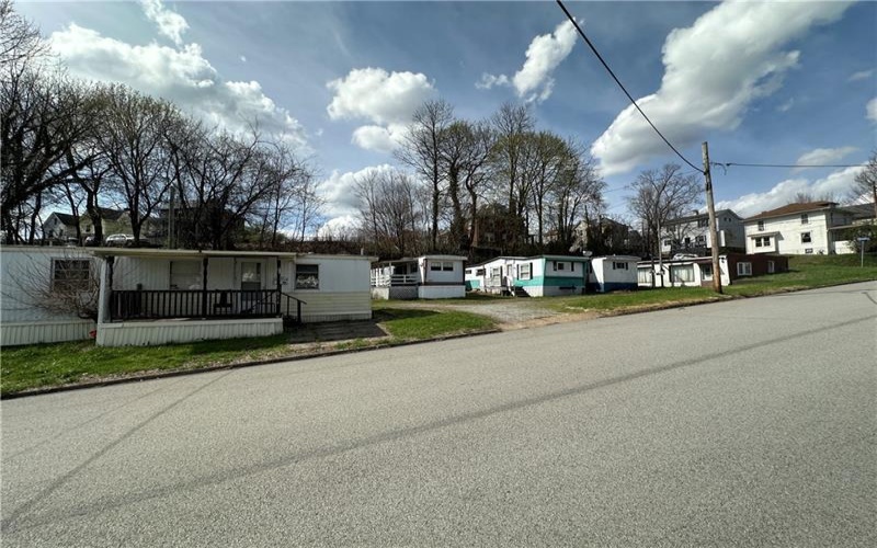 800 Sidney St, Greensburg, 15601, ,Multi-unit,For Sale,Sidney St,1750103