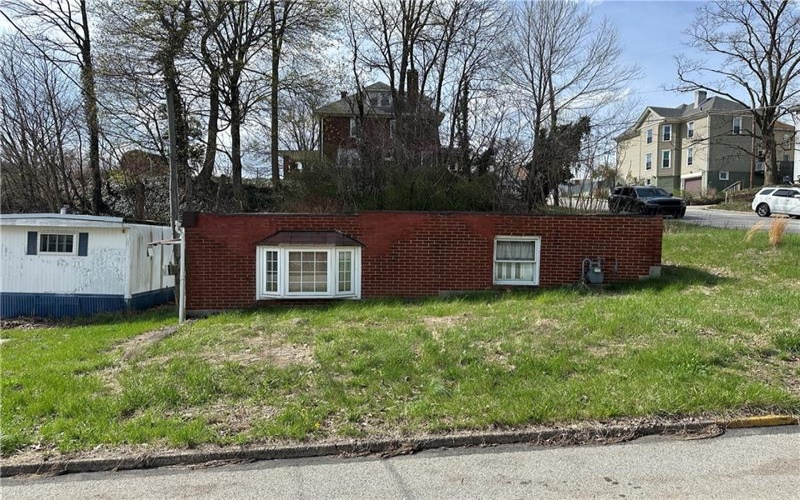800 Sidney St, Greensburg, 15601, ,Multi-unit,For Sale,Sidney St,1750103