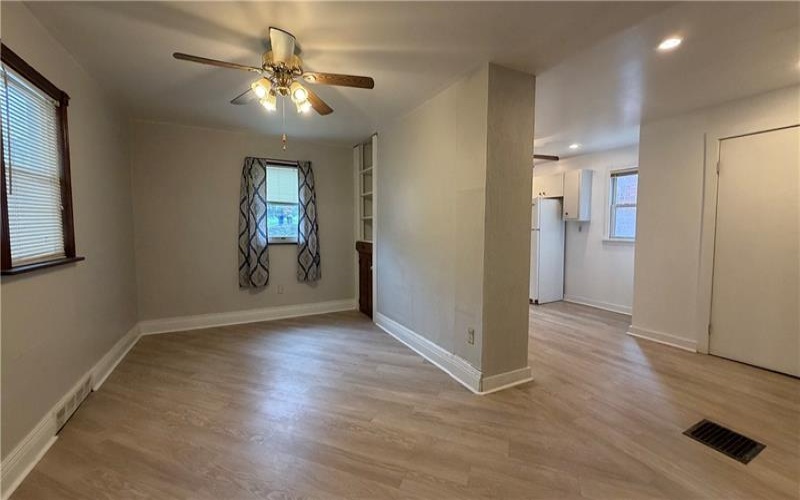 1624 Kenneth, Arnold, 15068, 3 Bedrooms Bedrooms, 7 Rooms Rooms,1 BathroomBathrooms,Residential,For Sale,Kenneth,1750127