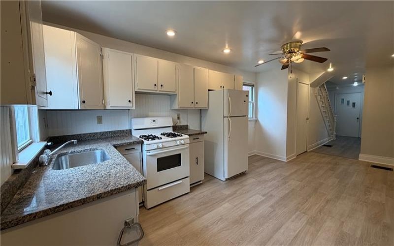 1624 Kenneth, Arnold, 15068, 3 Bedrooms Bedrooms, 7 Rooms Rooms,1 BathroomBathrooms,Residential,For Sale,Kenneth,1750127