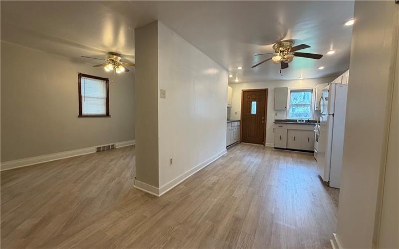 1624 Kenneth, Arnold, 15068, 3 Bedrooms Bedrooms, 7 Rooms Rooms,1 BathroomBathrooms,Residential,For Sale,Kenneth,1750127