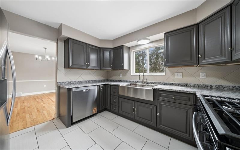 3560 Meadow Gate Dr, Murrysville, 15668, 4 Bedrooms Bedrooms, ,2.1 BathroomsBathrooms,Residential,For Sale,Meadow Gate Dr,1748447
