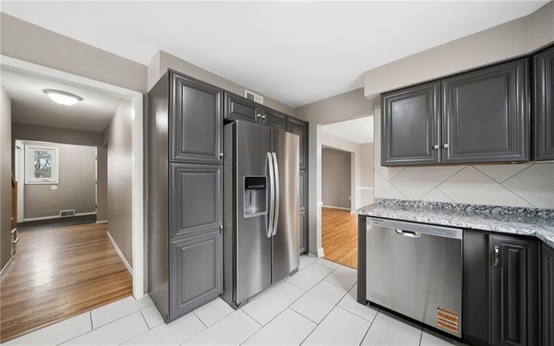 3560 Meadow Gate Dr, Murrysville, 15668, 4 Bedrooms Bedrooms, ,2.1 BathroomsBathrooms,Residential,For Sale,Meadow Gate Dr,1748447