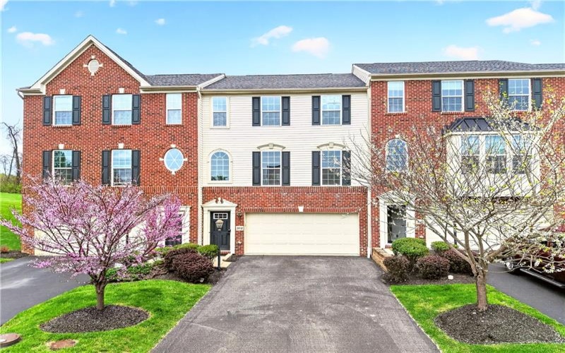 312 MAPLE RIDGE DRIVE, Canonsburg, 15317, 3 Bedrooms Bedrooms, 9 Rooms Rooms,2.1 BathroomsBathrooms,Residential,For Sale,MAPLE RIDGE DRIVE,1748461