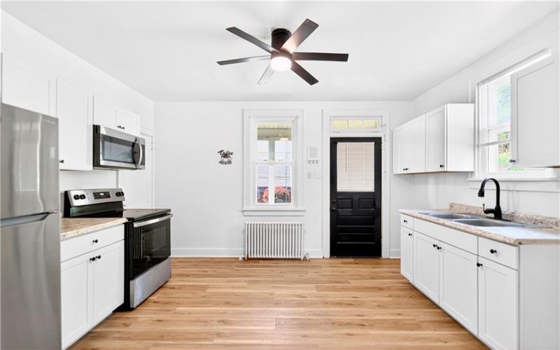 901 St. Nicholas Drive, Donora, 15033, 3 Bedrooms Bedrooms, 7 Rooms Rooms,2 BathroomsBathrooms,Residential,For Sale,St. Nicholas Drive,1750166