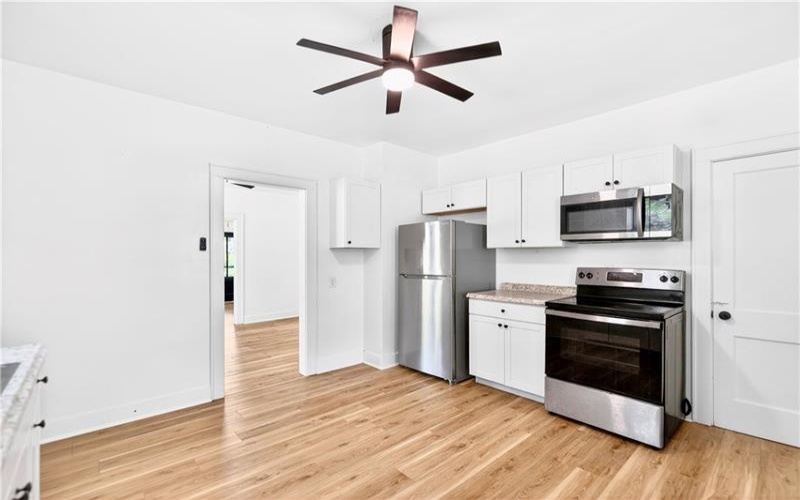901 St. Nicholas Drive, Donora, 15033, 3 Bedrooms Bedrooms, 7 Rooms Rooms,2 BathroomsBathrooms,Residential,For Sale,St. Nicholas Drive,1750166
