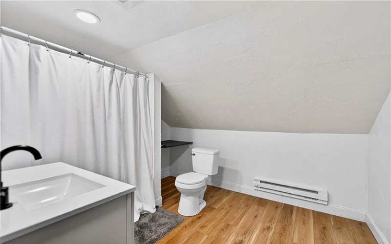 901 St. Nicholas Drive, Donora, 15033, 3 Bedrooms Bedrooms, 7 Rooms Rooms,2 BathroomsBathrooms,Residential,For Sale,St. Nicholas Drive,1750166