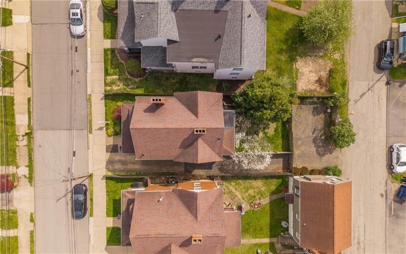 337 College Street, Canonsburg, 15317, 3 Bedrooms Bedrooms, 7 Rooms Rooms,2.1 BathroomsBathrooms,Residential,For Sale,College Street,1750178