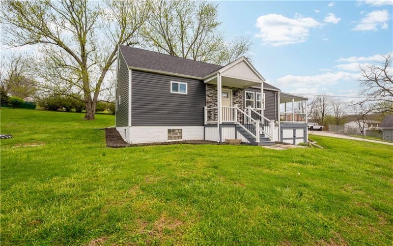 30 Evans Road, Charleroi, 15022, 3 Bedrooms Bedrooms, 6 Rooms Rooms,2 BathroomsBathrooms,Residential,For Sale,Evans Road,1750179