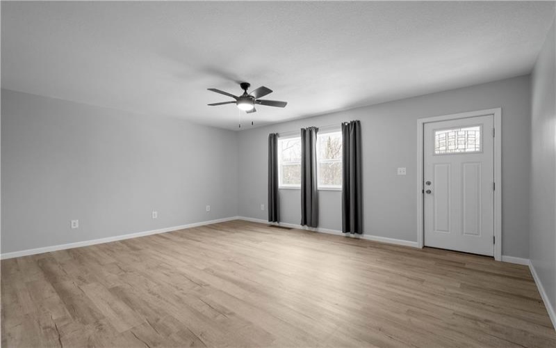 30 Evans Road, Charleroi, 15022, 3 Bedrooms Bedrooms, 6 Rooms Rooms,2 BathroomsBathrooms,Residential,For Sale,Evans Road,1750179